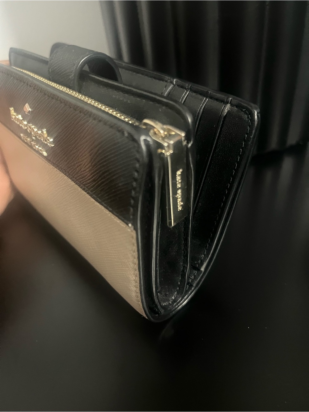 kate spade Two-Tone Black and Cream Compact Wallet with Gold Logo - Picture 4 of 14